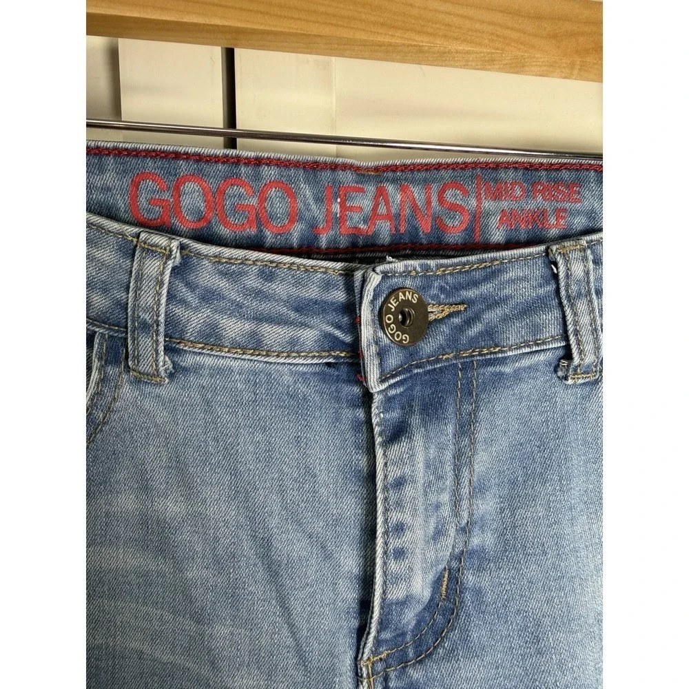 Gogo Jeans Mid Rise Ankle Distressed Stretch Jeans Women's Size 9